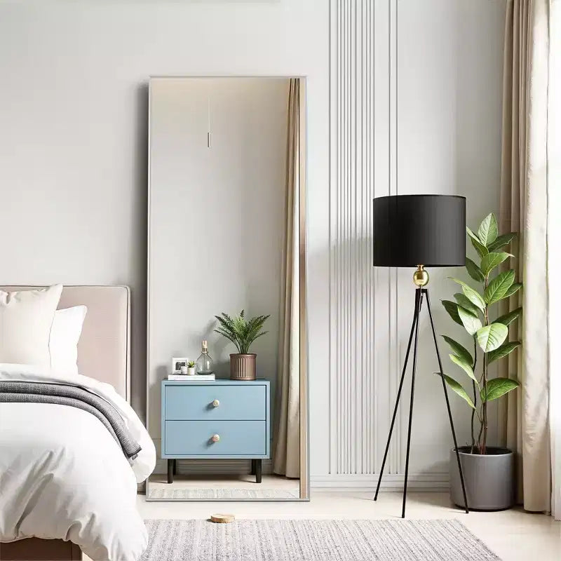 Miroir pleine longueur en aluminium de 163 x 54 x 1,5 cm avec cadre fin, angles droits et support, couleur argent