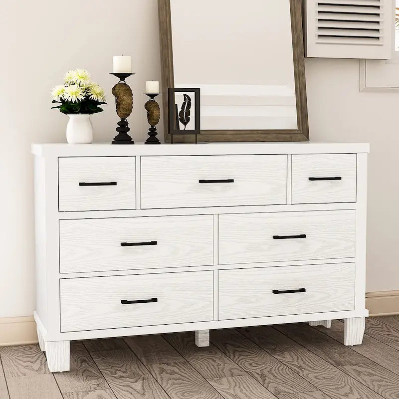 Vintage 6/7 Dresser for Bedroom